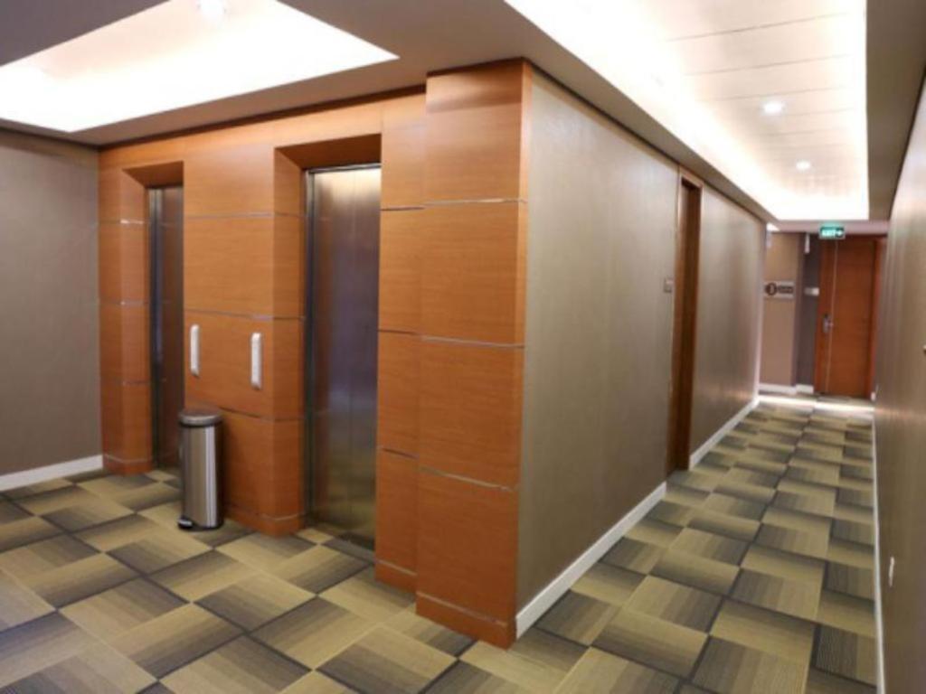 Grand Citihub Hotel @Kartini Μπαντάρ Λαμπούνγκ Εξωτερικό φωτογραφία